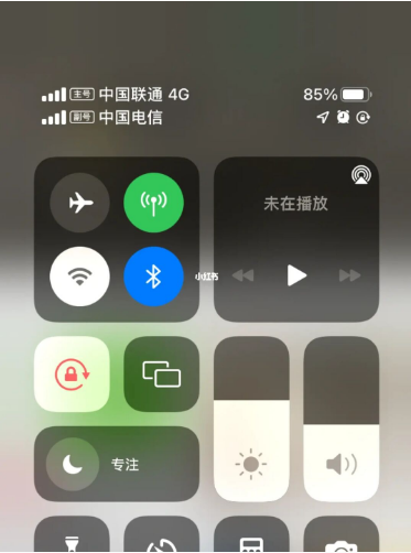 南票苹果手机维修分享iPhone双卡信号解决办法 